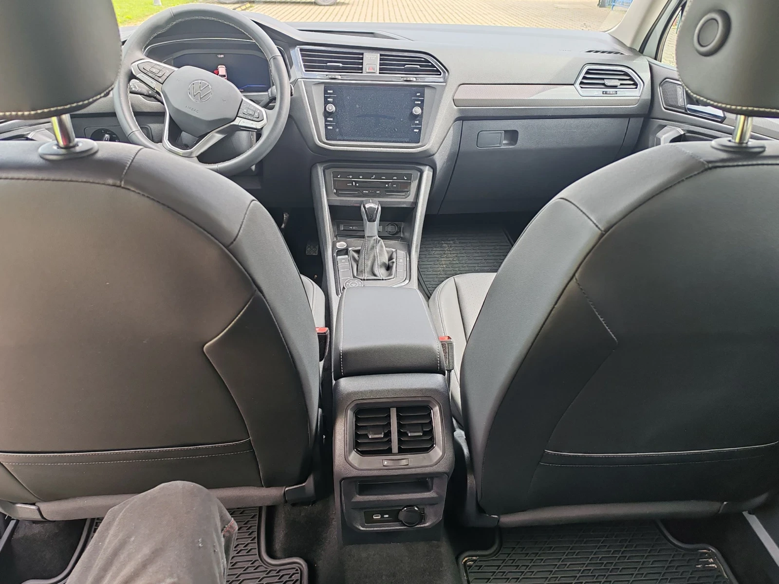 VW Tiguan Allspace - изображение 9
