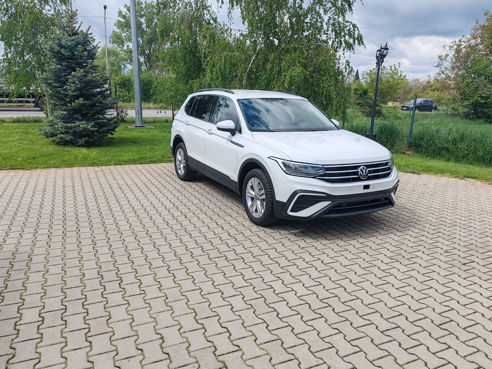 VW Tiguan Allspace | Mobile.bg — изображение 1
