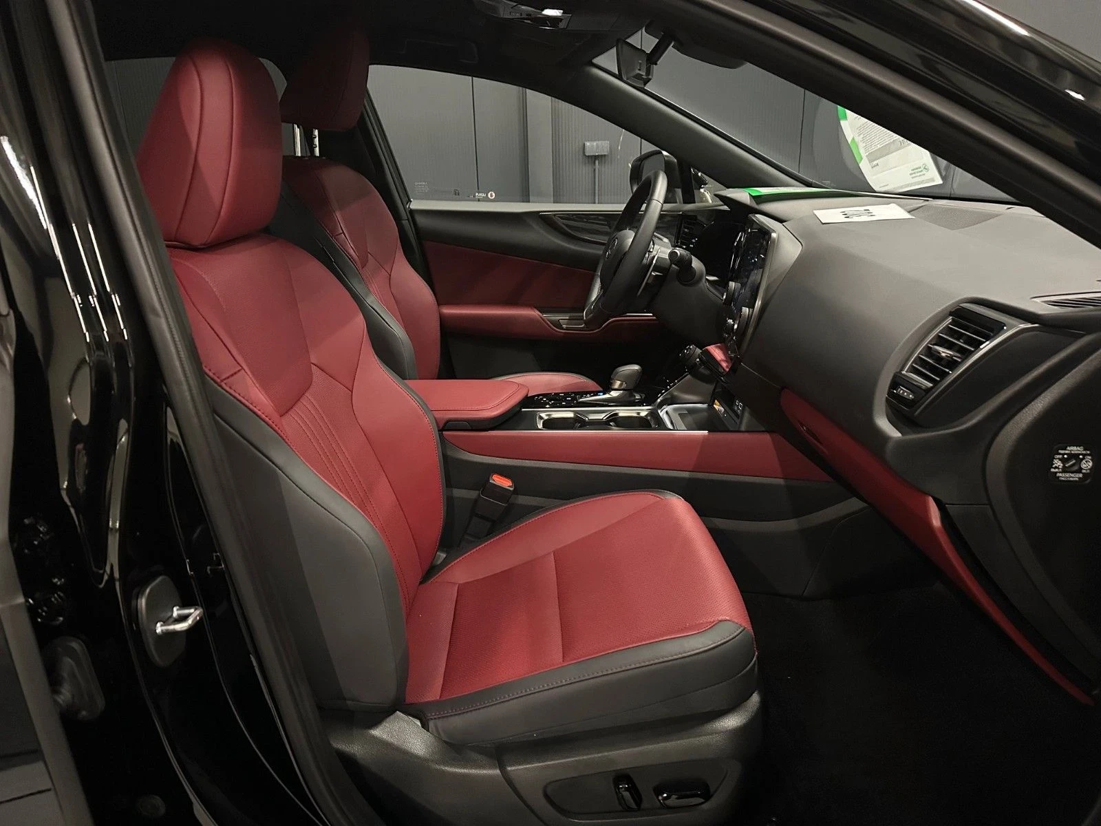 Lexus NX 350h NX 350 h Business Line NEW 9000KM ОЧАКВАН ВНОС  - изображение 9