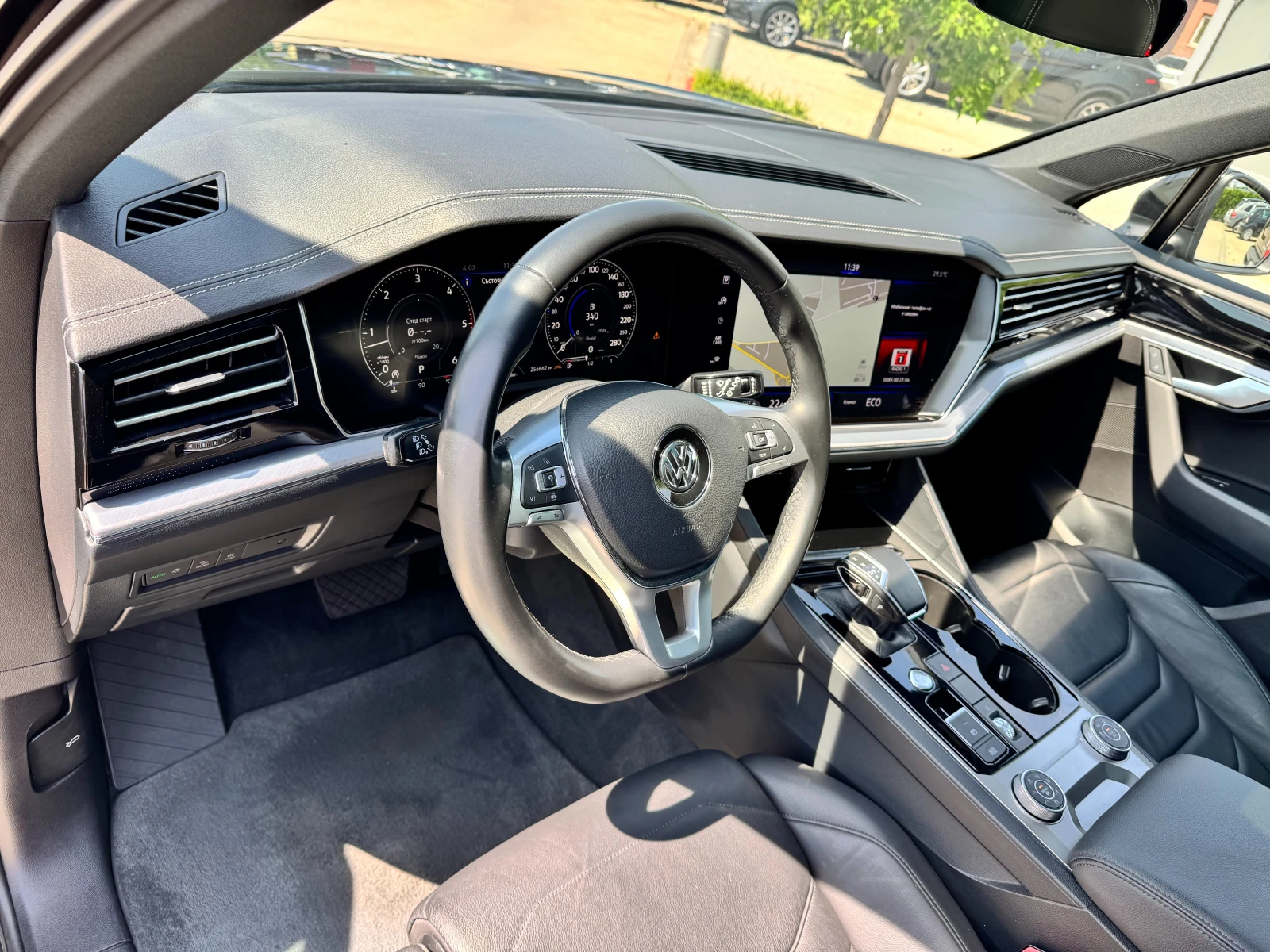 VW Touareg 3.0TDI R-line 286k.с 8ск. - изображение 10