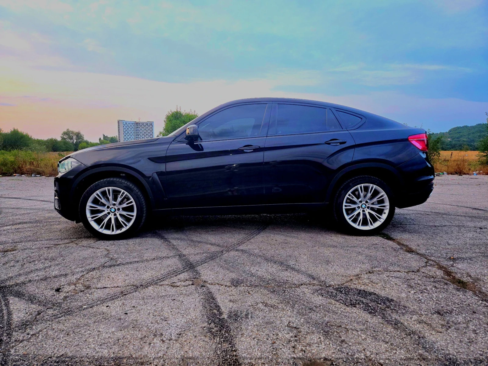 BMW X6 4.0D - изображение 8