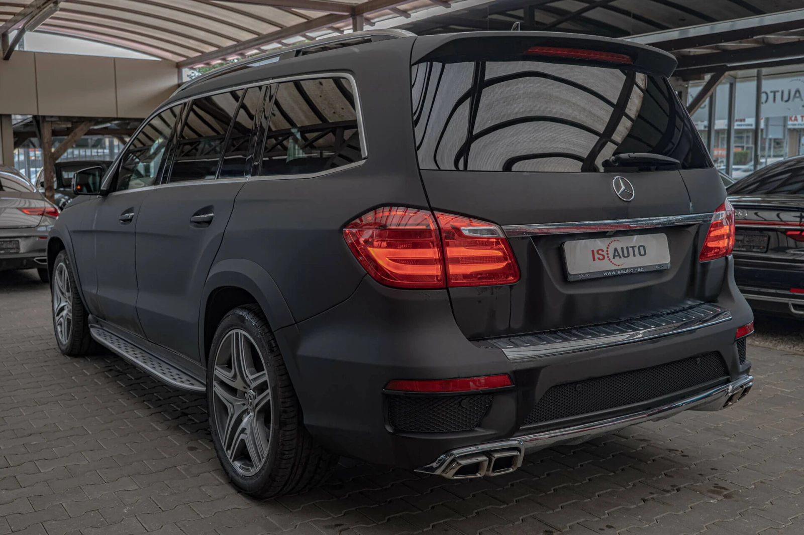 Mercedes-Benz GL 500 AMG/Harman Kardon/RSE/Panorama/Обдухване/ - изображение 4