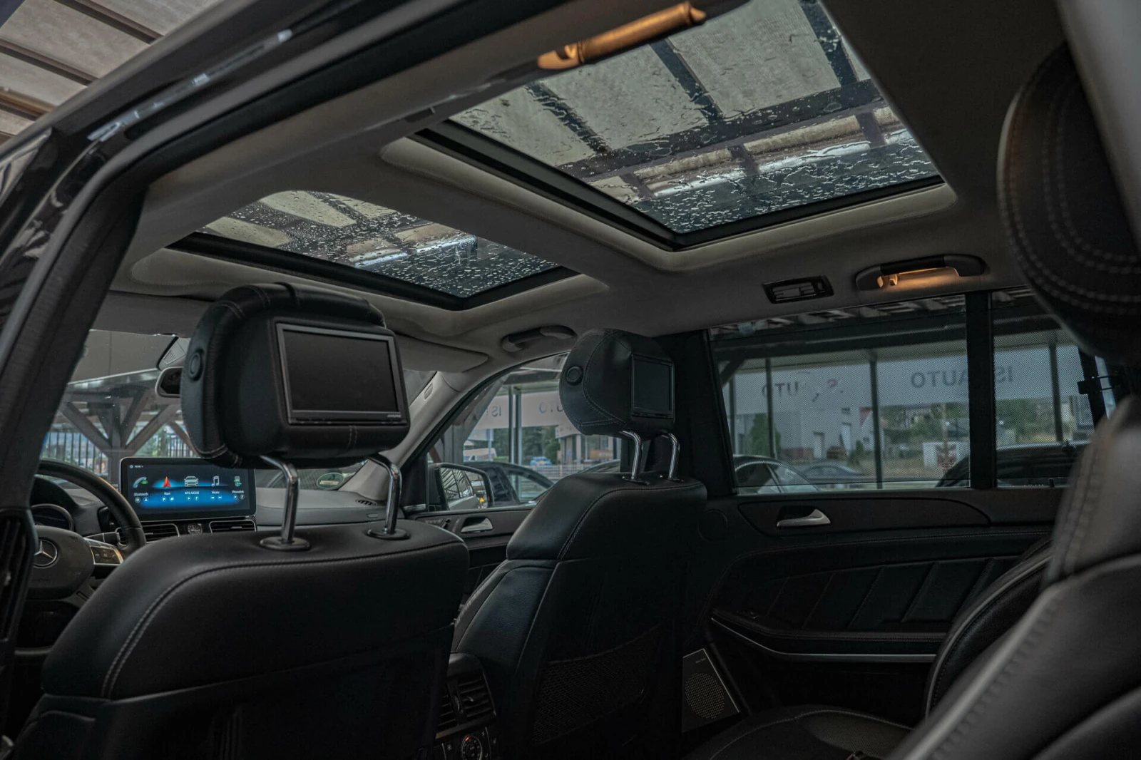 Mercedes-Benz GL 500 AMG/Harman Kardon/RSE/Panorama/Обдухване/ - изображение 8