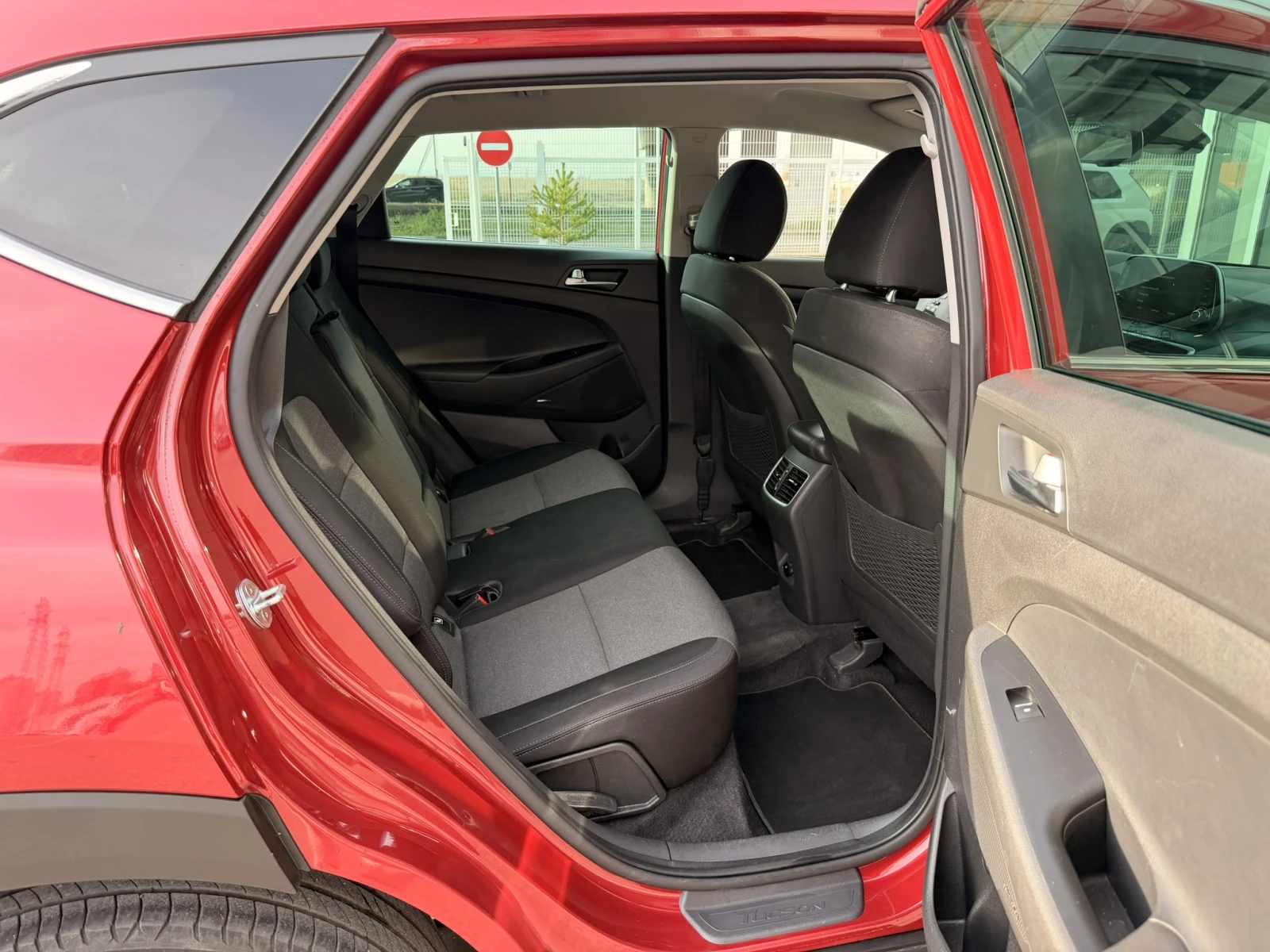 Hyundai Tucson Exclusive AWD | Mobile.bg � ����������� 12