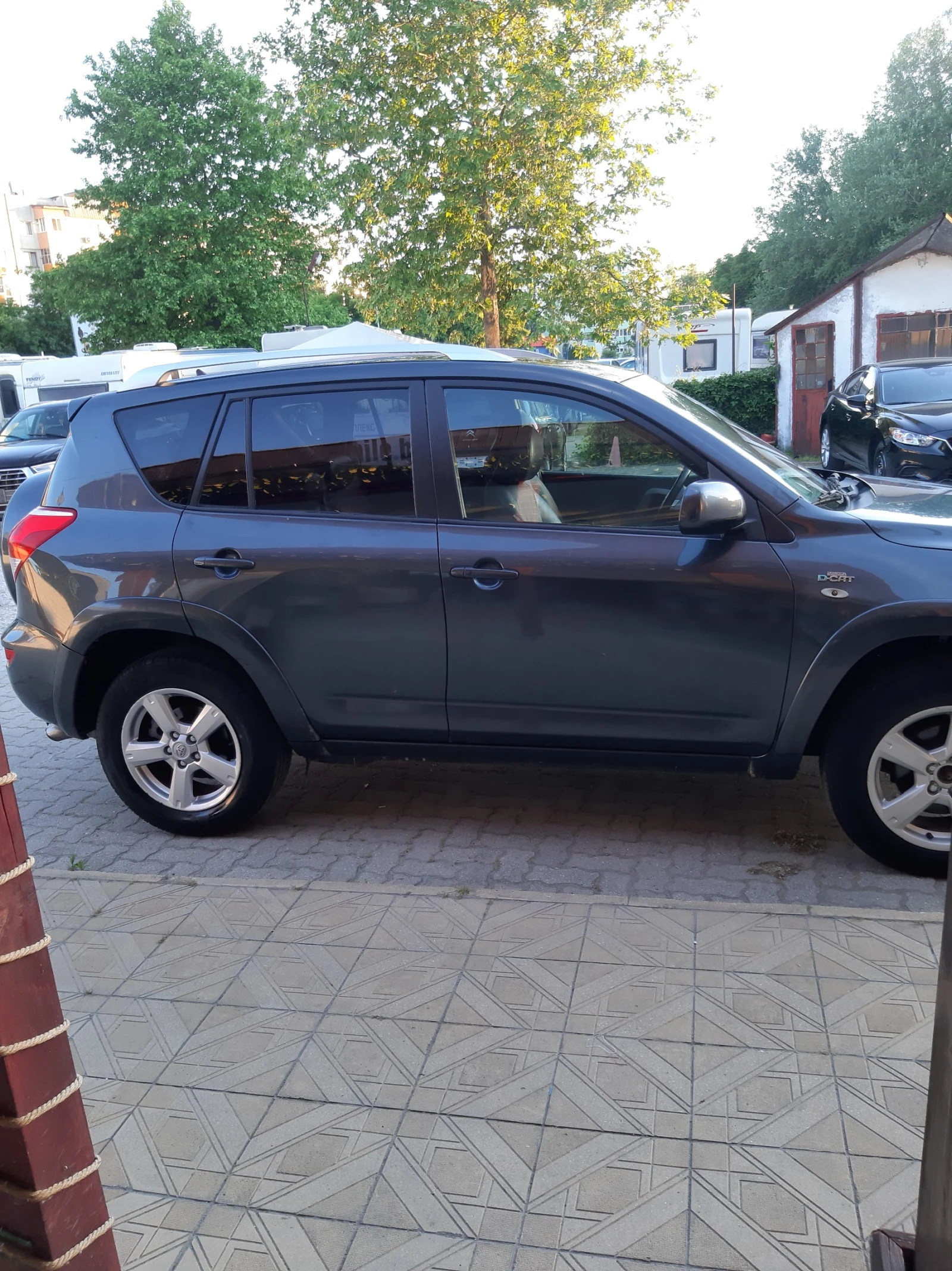 Toyota Rav4 2, 0  4/4 , снимка 6 - Автомобили и джипове - 54116832