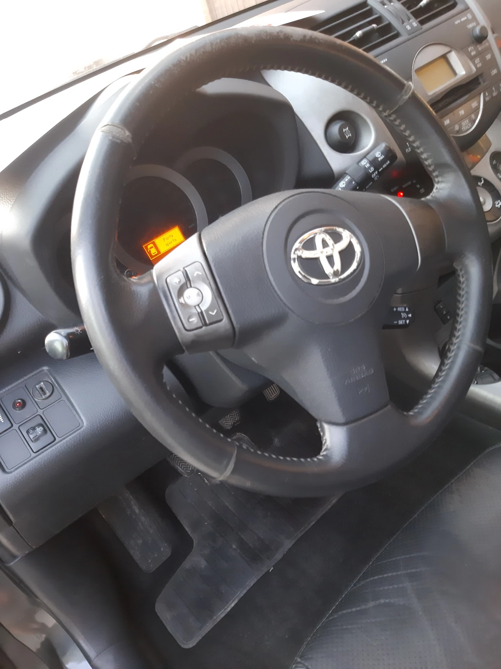 Toyota Rav4 2, 0  4/4 , снимка 8 - Автомобили и джипове - 54116832