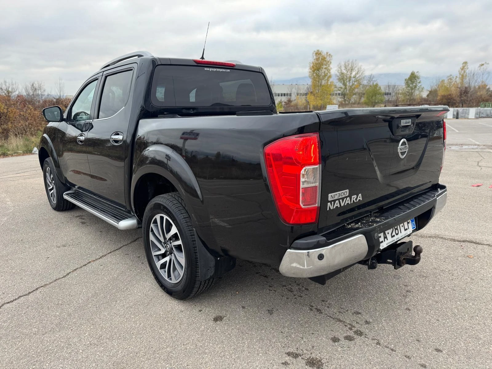 Nissan Navara NP300-2.3dCI-190-AUTO-NAVI-кожа, снимка 8 - Автомобили и джипове - 54911596