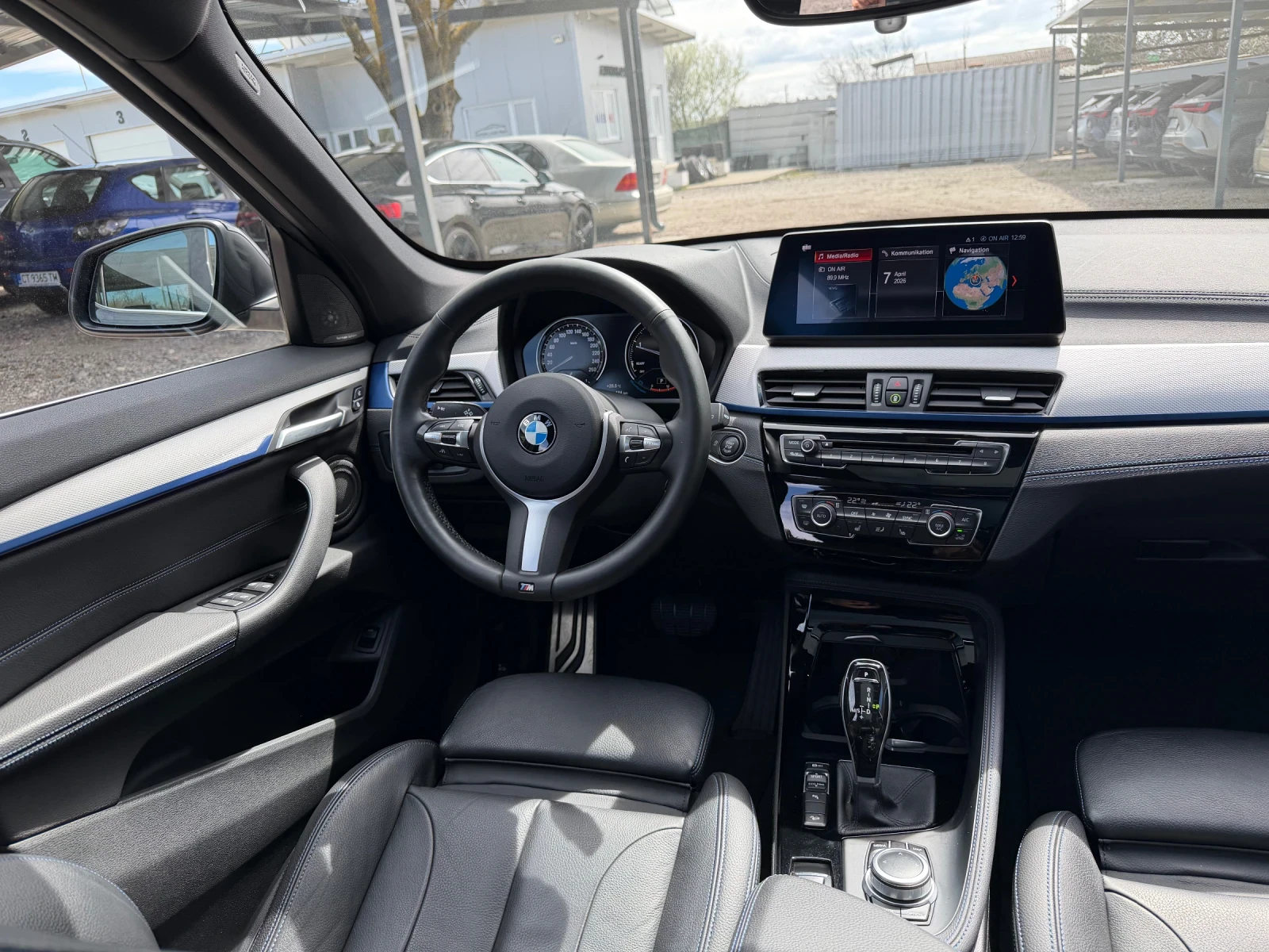 BMW X1 /Face/xDrive/M Pack/Panorama/HUD/Camera | Mobile.bg � ����������� 13