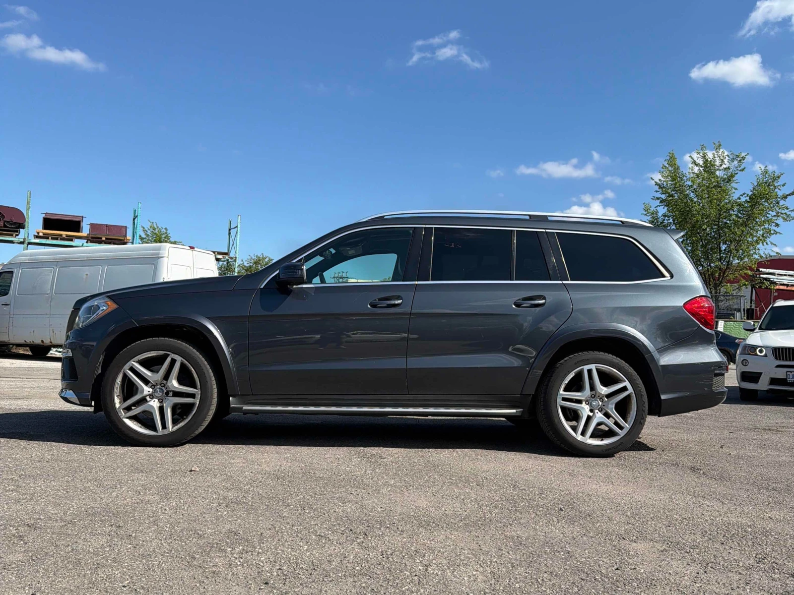 Mercedes-Benz GL 350 AMG * * 7 МЕСТА * * CARFAX * * АВТО КРЕДИТ * * , снимка 4 - Автомобили и джипове - 55199466