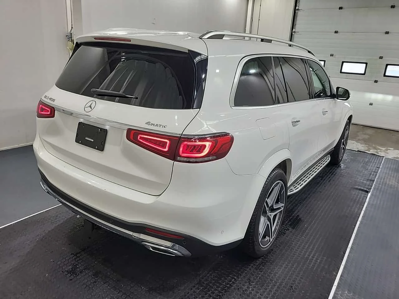 Mercedes-Benz GLS 450  * CARFAX * БЕЗ ПЪРВОНАЧАЛНА ВНОСКА, снимка 3 - Автомобили и джипове - 55404575