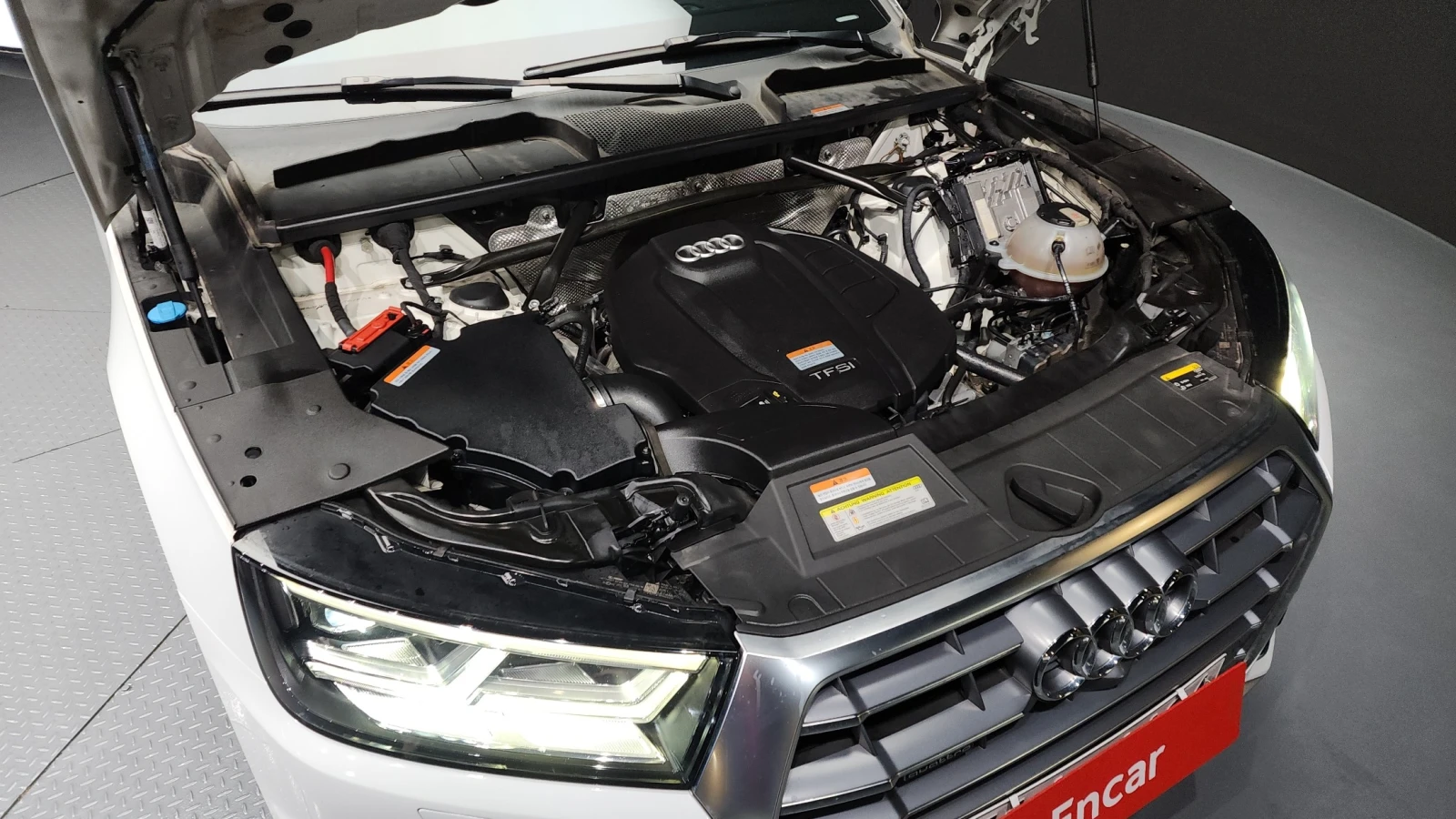 Audi Q5 45 TFSI Quattro Premium, снимка 5 - Автомобили и джипове - 55613027