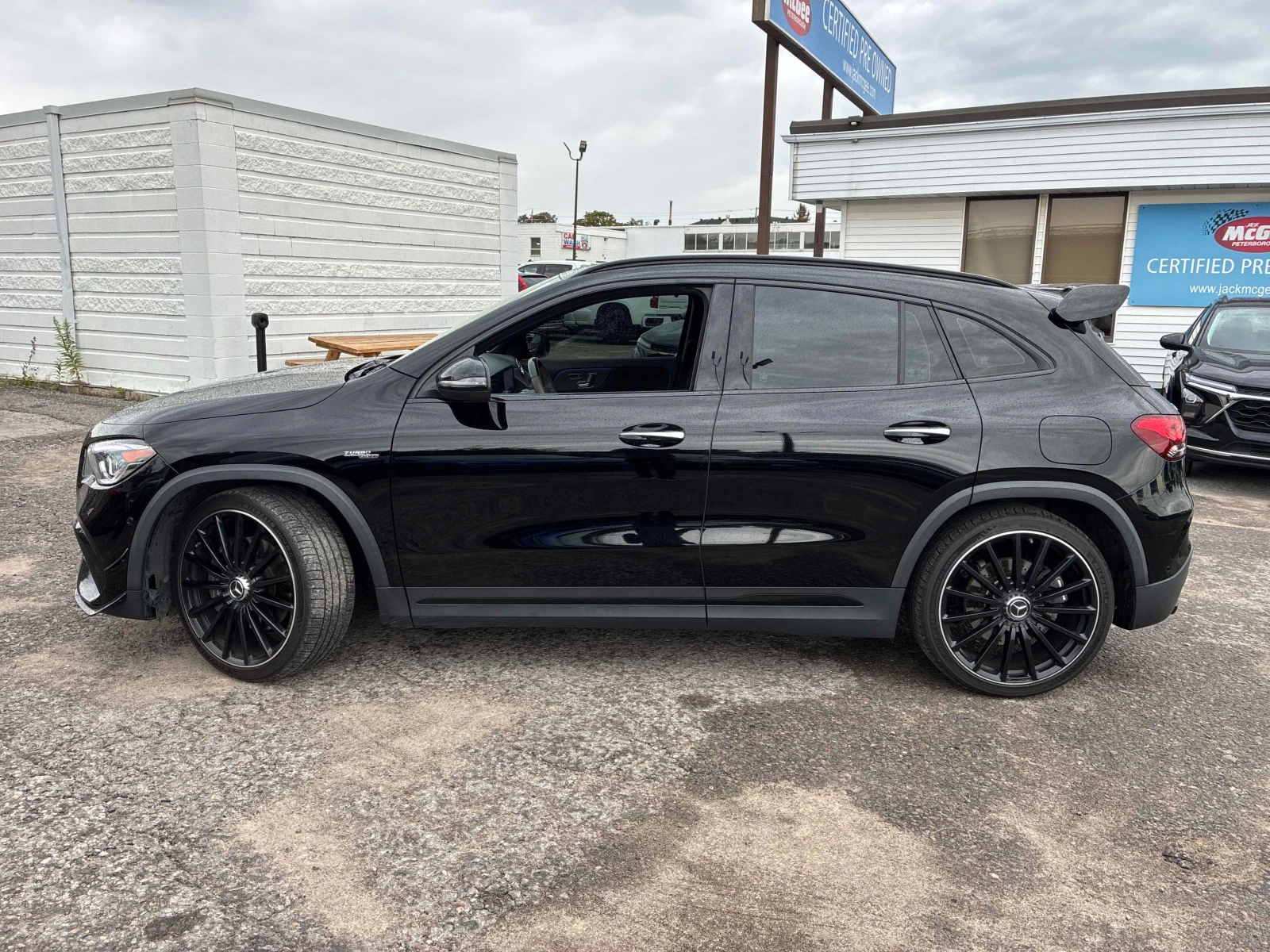 Mercedes-Benz GLA * AMG 45 * CARFAX * , снимка 15 - Автомобили и джипове - 56113684