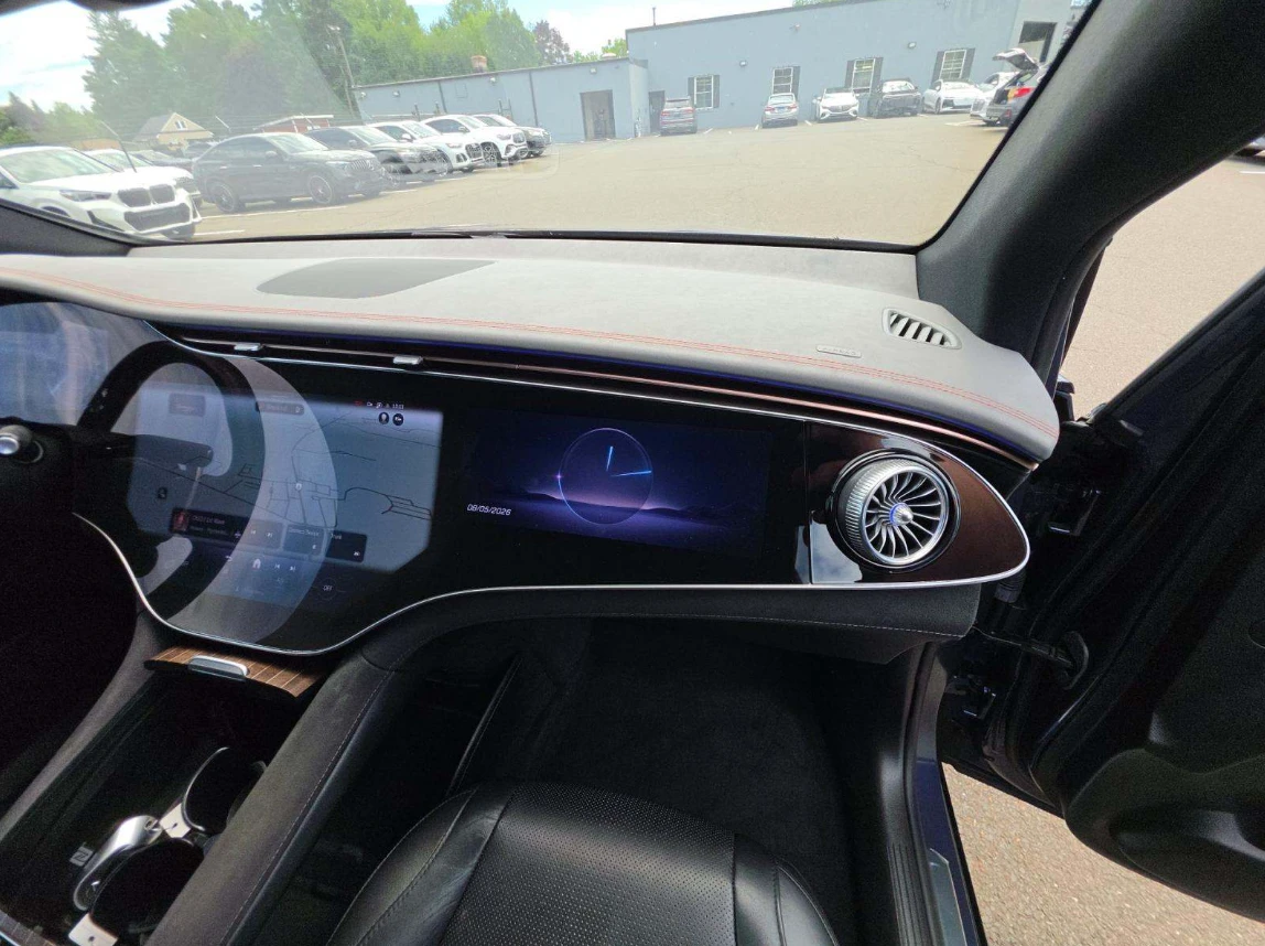 Mercedes-Benz EQE 350+ * AMG* NIGHT PACK* 4M* ОБДУХ* HYPER* 360* BUR, снимка 9 - Автомобили и джипове - 56272186