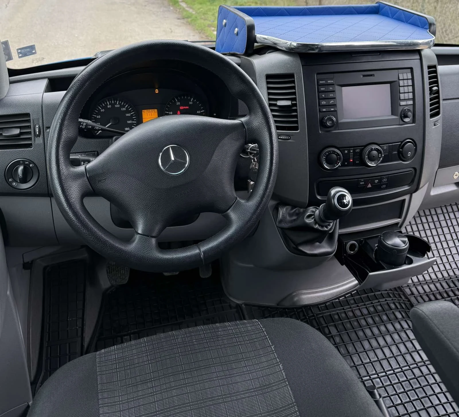 Mercedes-Benz Sprinter 319 CDI.V6, снимка 8 - Бусове и автобуси - 55906294