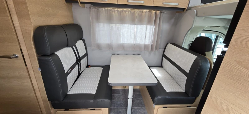 Кемпер Giottiline Siena 440 Автоматик, снимка 4 - Каравани и кемпери - 51203881