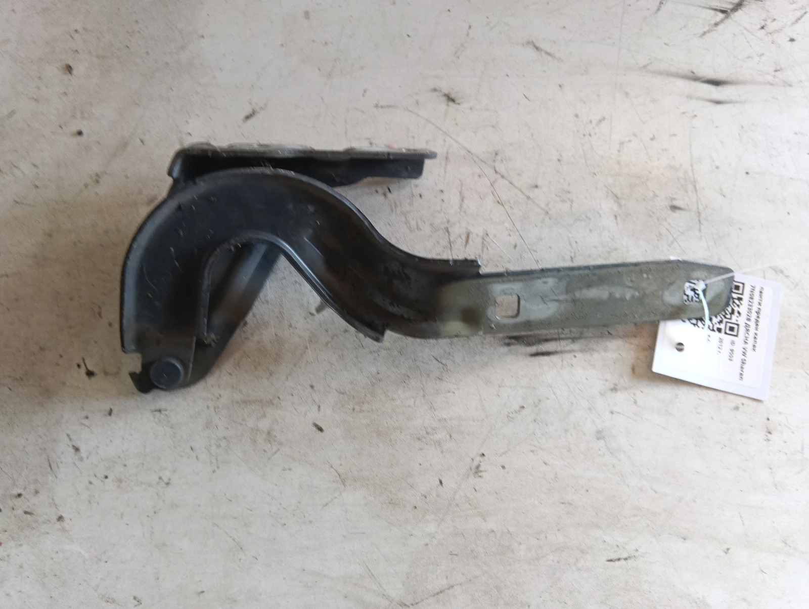 панти преден капак 7N0823302B  ДЯСНА VW Sharan