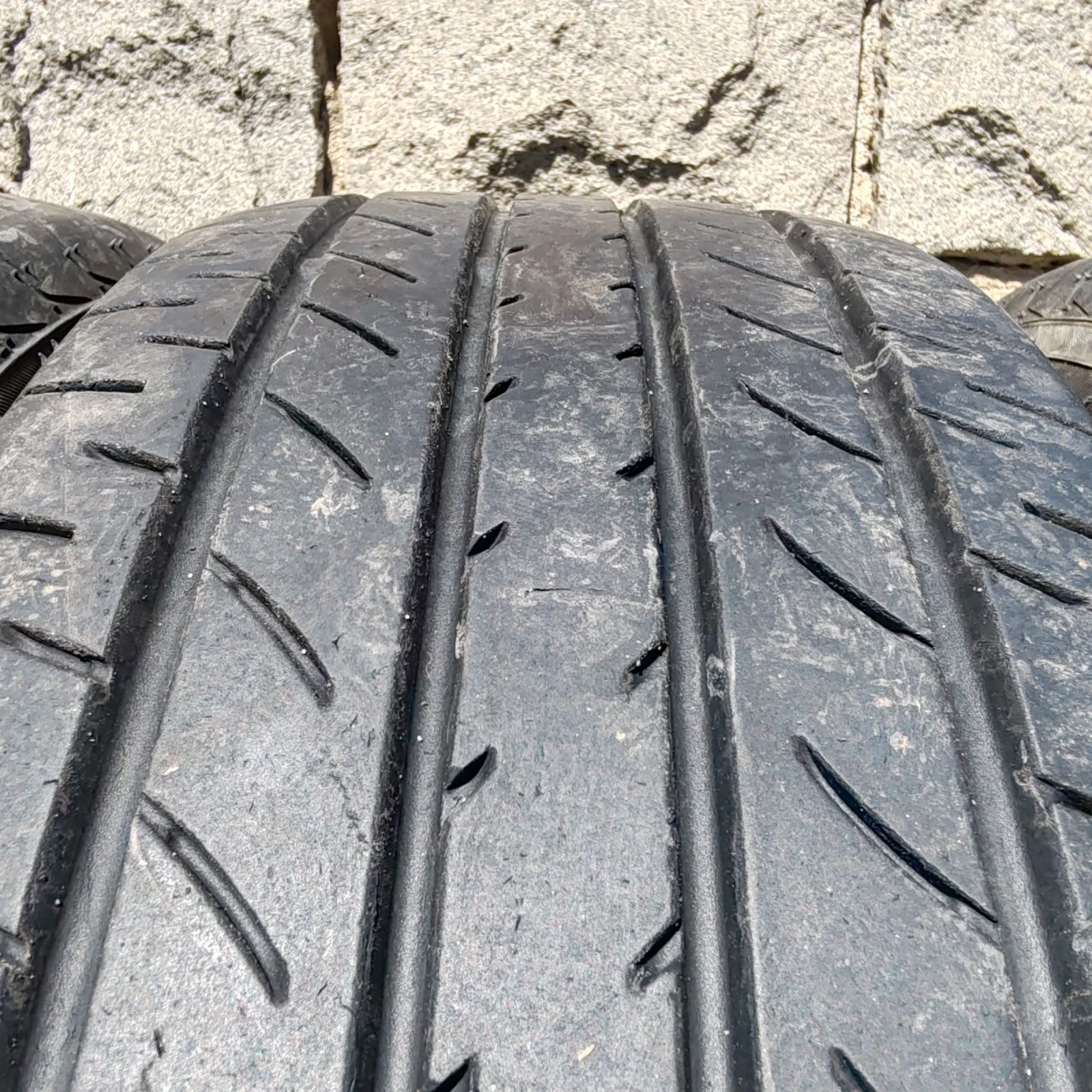 Гуми Летни 225/60R18, снимка 10 - Гуми и джанти - 54324806