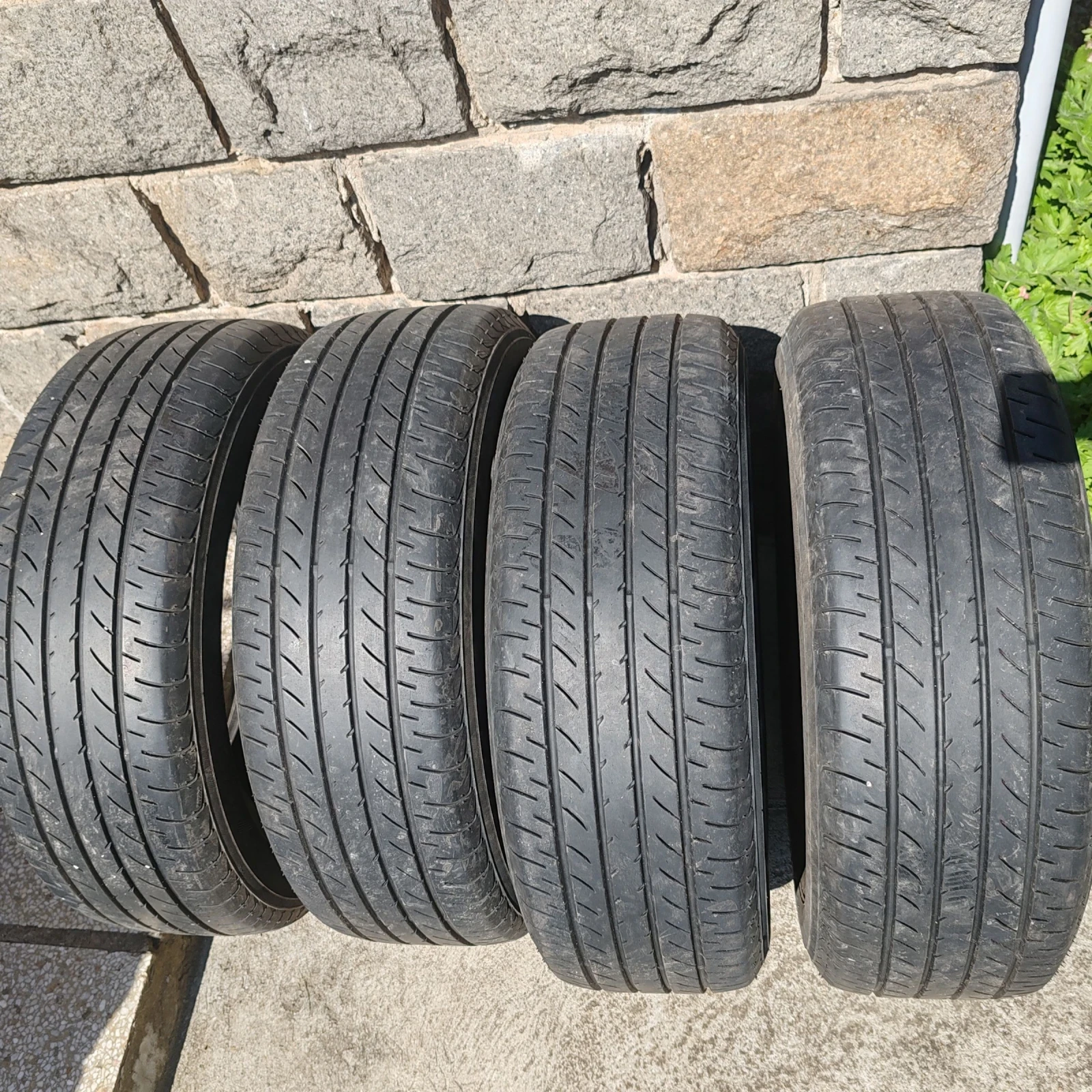 Гуми Летни 225/60R18