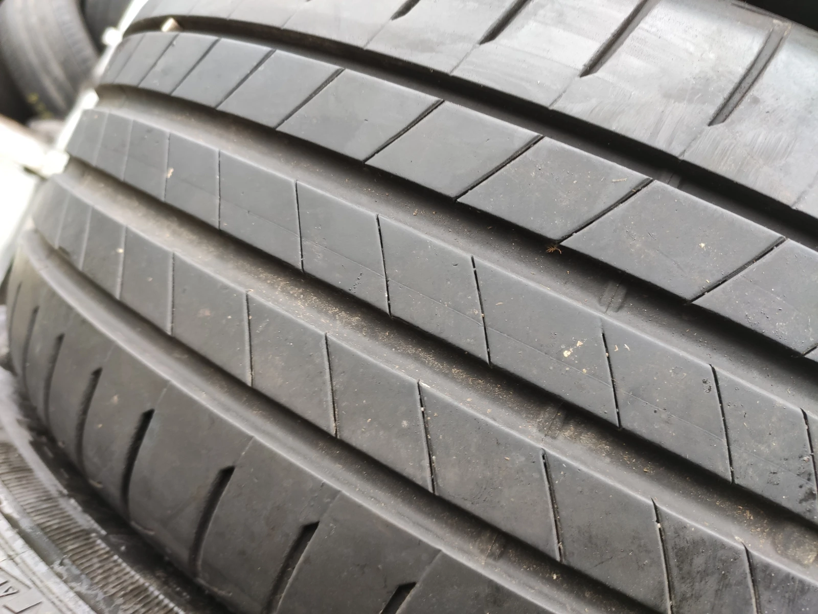 Гуми Летни 225/40R18