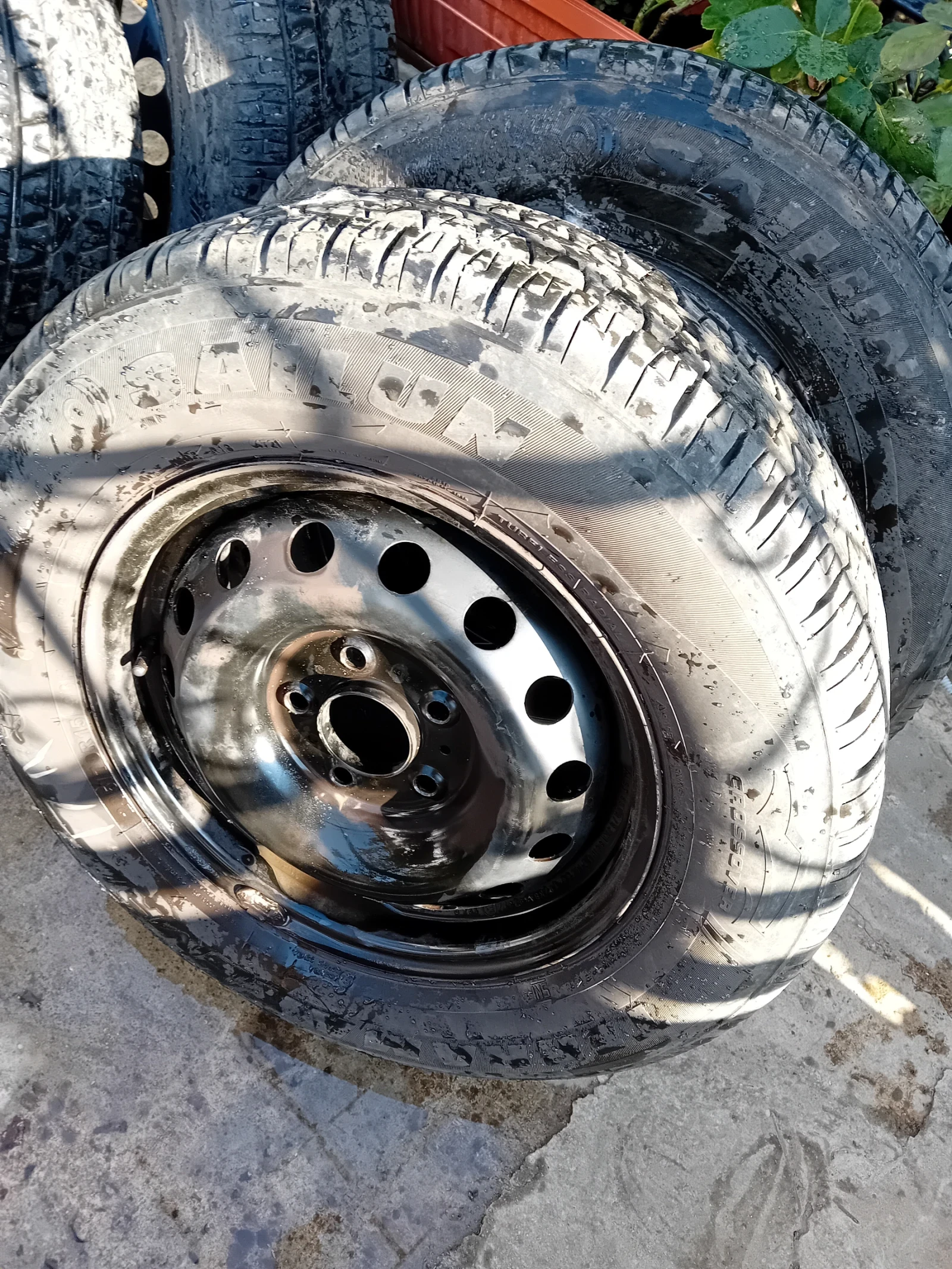 ���� � ������ 205/70R15 �� Honda Cr-v | Mobile.bg � ����������� 1