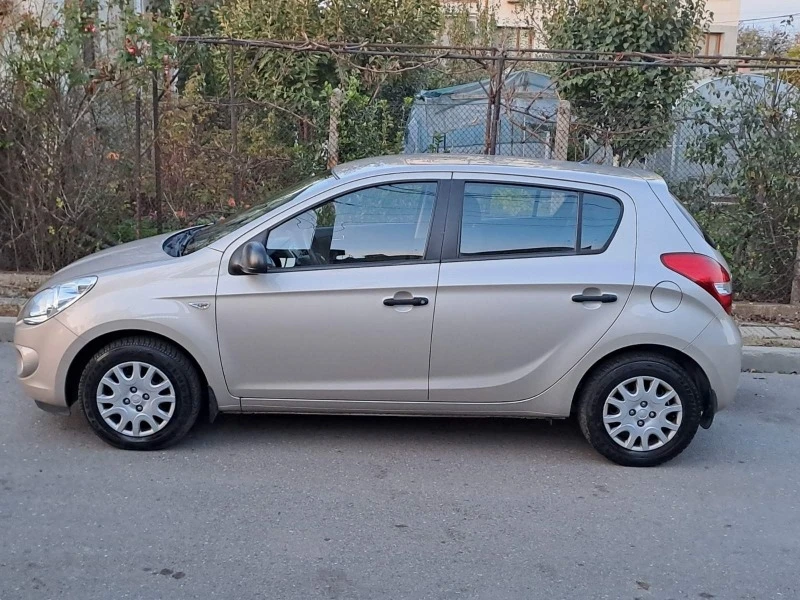 Hyundai I20 1.4 D, снимка 2 - Автомобили и джипове - 43453448