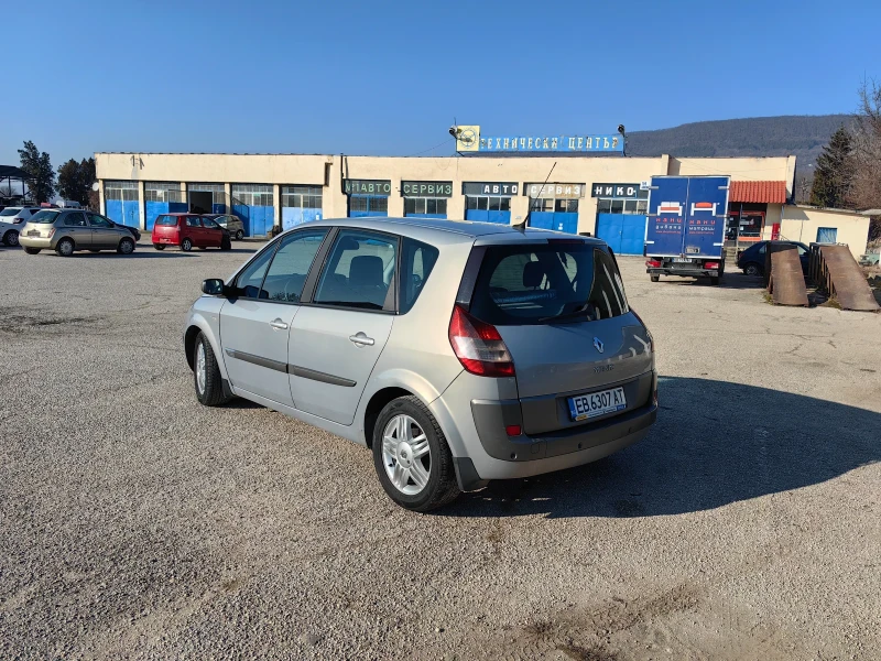 Renault Scenic, снимка 5 - Автомобили и джипове - 48729933