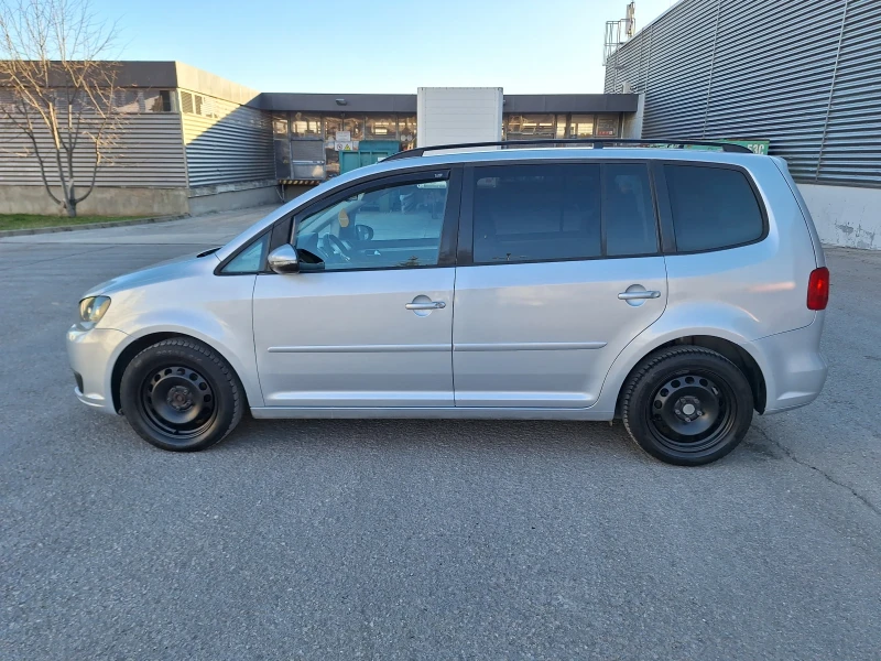 VW Touran, снимка 6 - Автомобили и джипове - 48789155