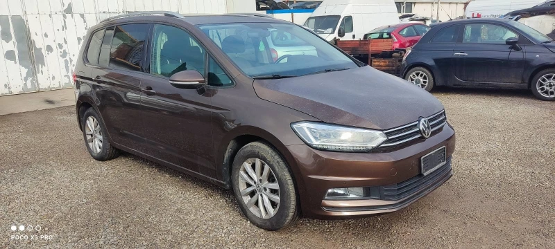 VW Touran, снимка 3 - Автомобили и джипове - 48815485