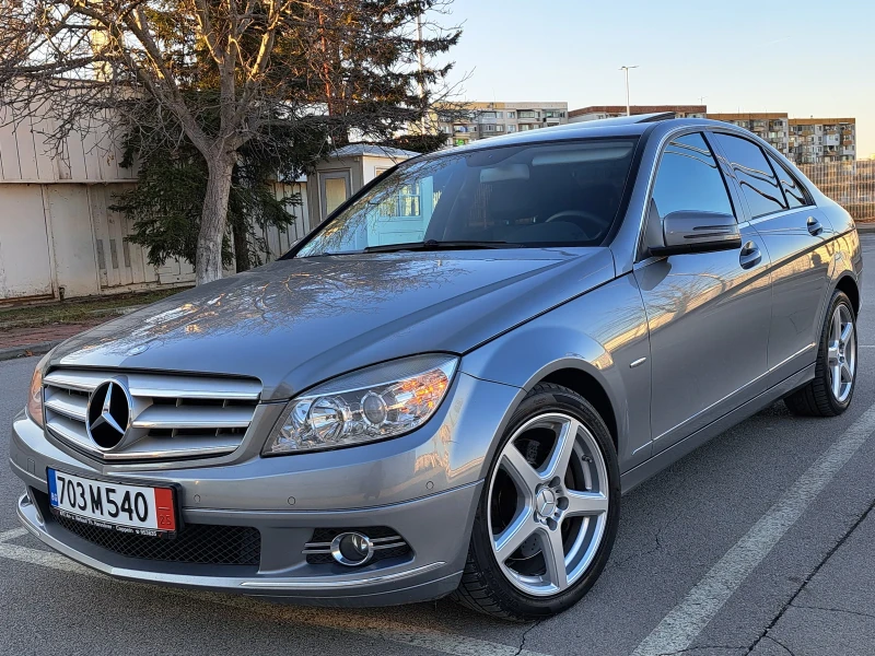 Mercedes-Benz C 320 320 TОП СЪСТОЯНИЕ/СЕР. ИСТОРИЯ/ШИБЕДАХ///ПОДГРЕВ//, снимка 3 - Автомобили и джипове - 49362351