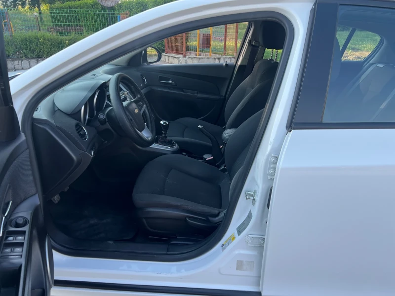 Chevrolet Cruze 1.8I LPG, снимка 11 - Автомобили и джипове - 50998100