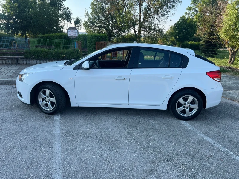 Chevrolet Cruze 1.8I LPG, снимка 9 - Автомобили и джипове - 50998100