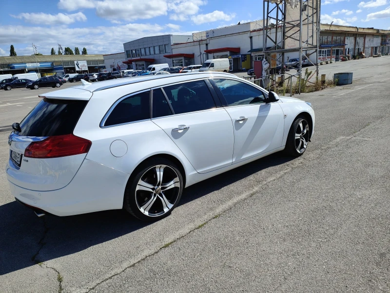 Opel Insignia, снимка 5 - Автомобили и джипове - 51814081