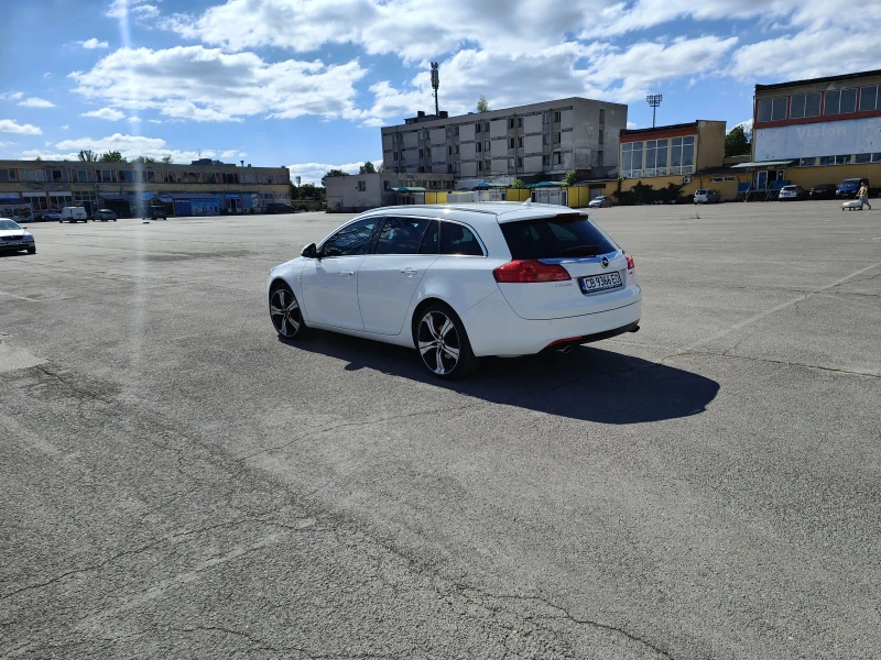 Opel Insignia, снимка 4 - Автомобили и джипове - 51814081