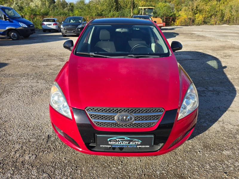Kia Ceed 1.6 CRDI ВЪНШНИ ЗАБЕЛЕЖКИ!, снимка 8 - Автомобили и джипове - 52001739