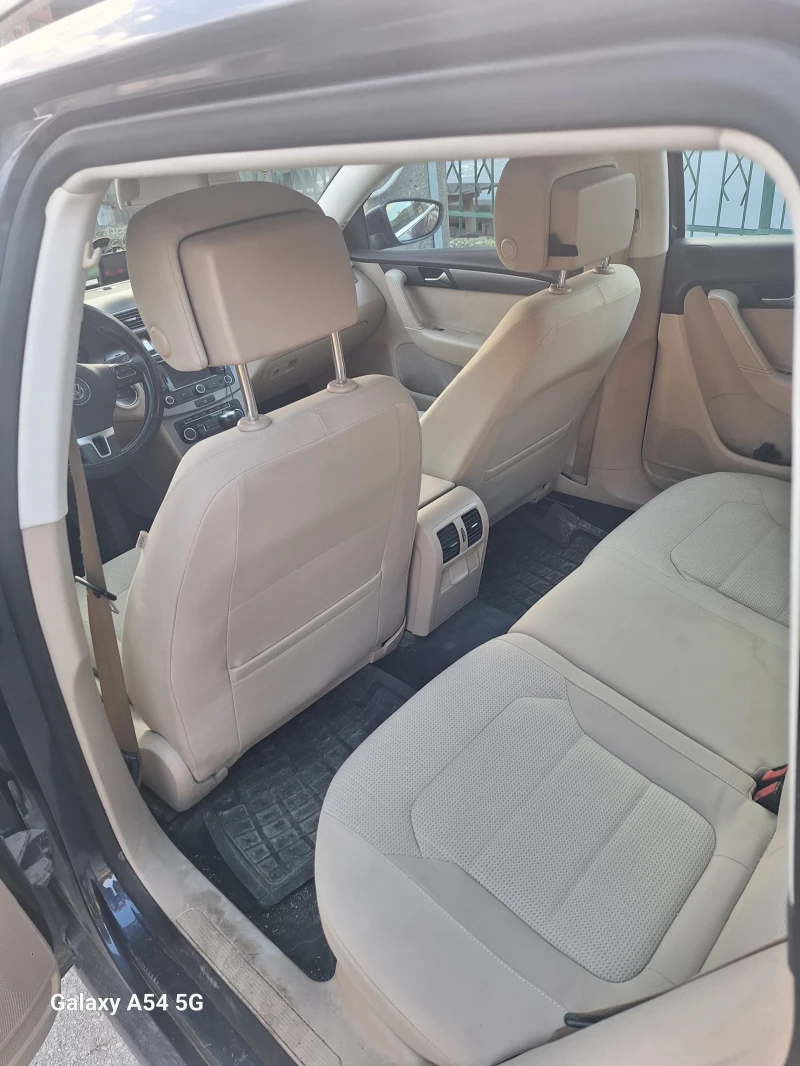 VW Passat, снимка 5 - Автомобили и джипове - 52542081