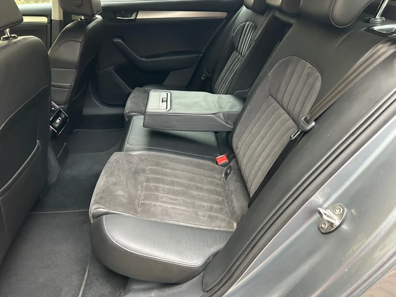 Skoda Superb 2.0 TDI DSG 4x4, снимка 11 - Автомобили и джипове - 52651724