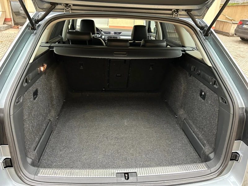 Skoda Superb 2.0 TDI DSG 4x4, снимка 12 - Автомобили и джипове - 52651724