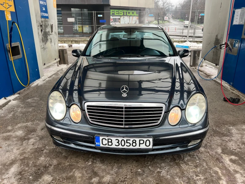 Mercedes-Benz E 320, снимка 2 - Автомобили и джипове - 53053972