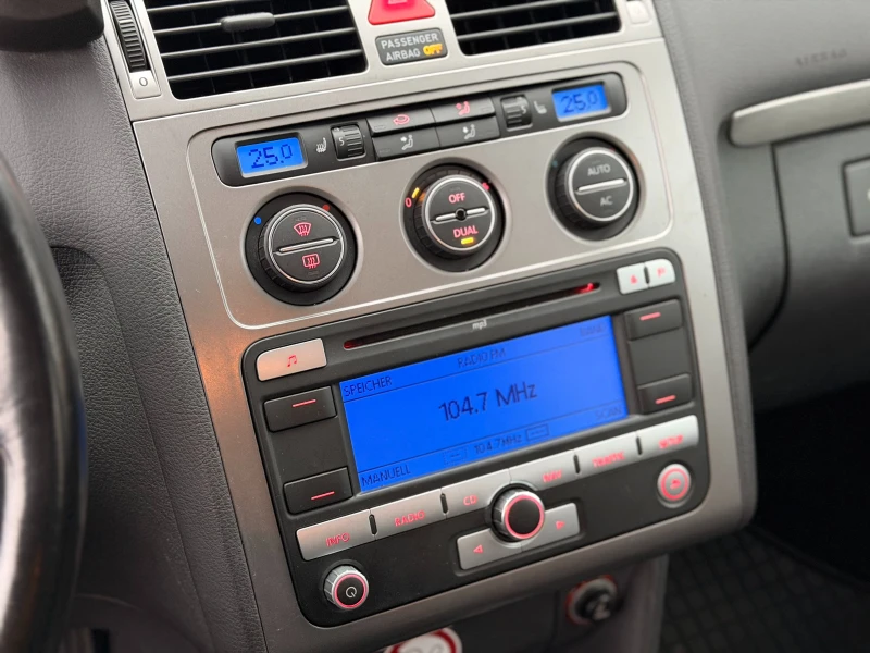 VW Touran 2.0TDI | BMM , снимка 9 - Автомобили и джипове - 53058339