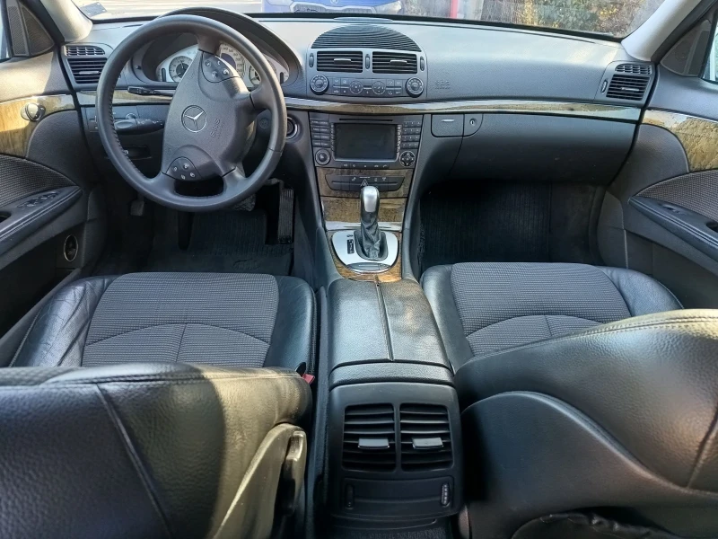 Mercedes-Benz E 200 2200, снимка 12 - Автомобили и джипове - 53140412