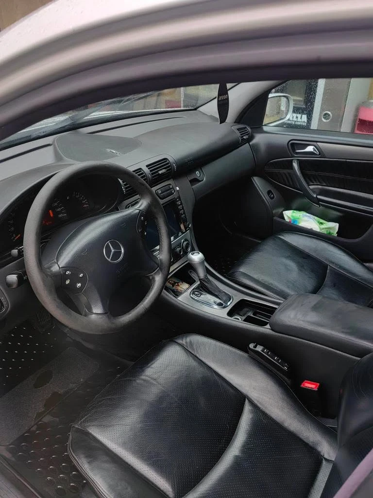 Mercedes-Benz C 270, снимка 9 - Автомобили и джипове - 53084853