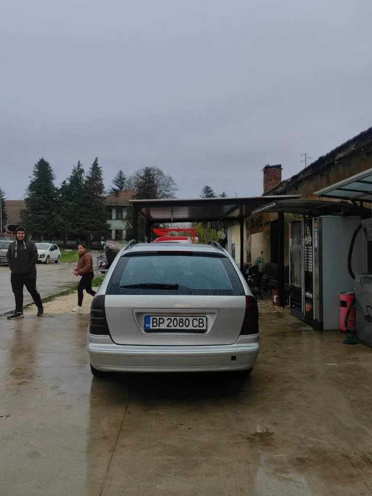 Mercedes-Benz C 270, снимка 3 - Автомобили и джипове - 53084853