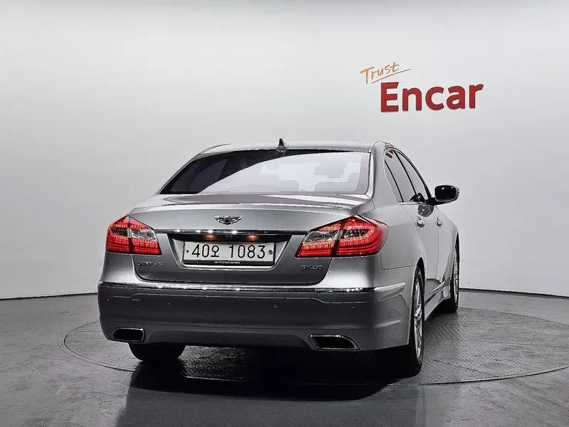 Hyundai Genesis 3.3, снимка 4 - Автомобили и джипове - 54618064