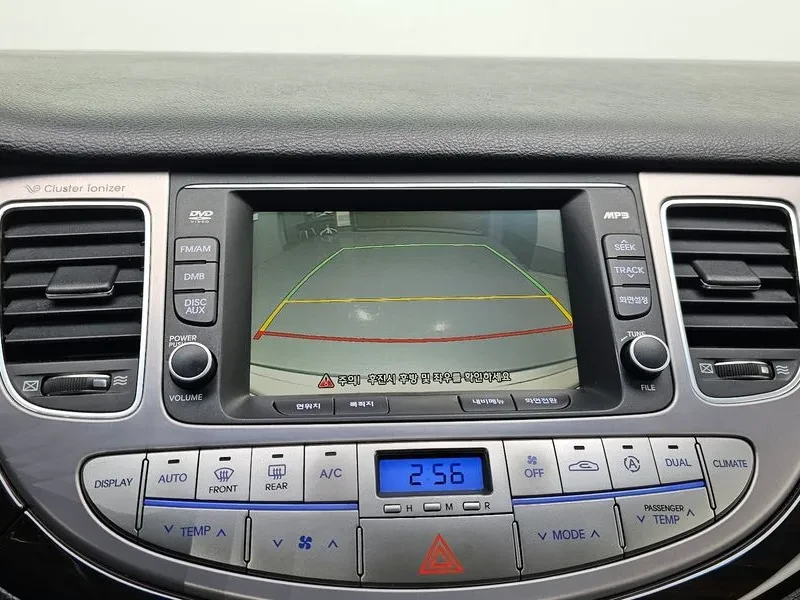 Hyundai Genesis 3.3, снимка 17 - Автомобили и джипове - 54618064