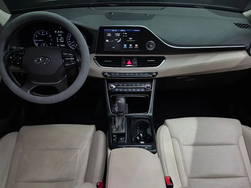Hyundai Grandeur 3.5 Azera, снимка 7 - Автомобили и джипове - 55643586