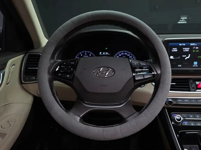 Hyundai Grandeur 3.5 Azera, снимка 13 - Автомобили и джипове - 55643586