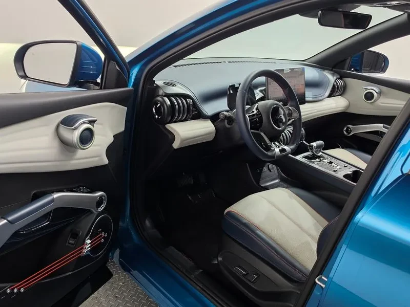 BYD Atto3, снимка 10 - Автомобили и джипове - 56223422