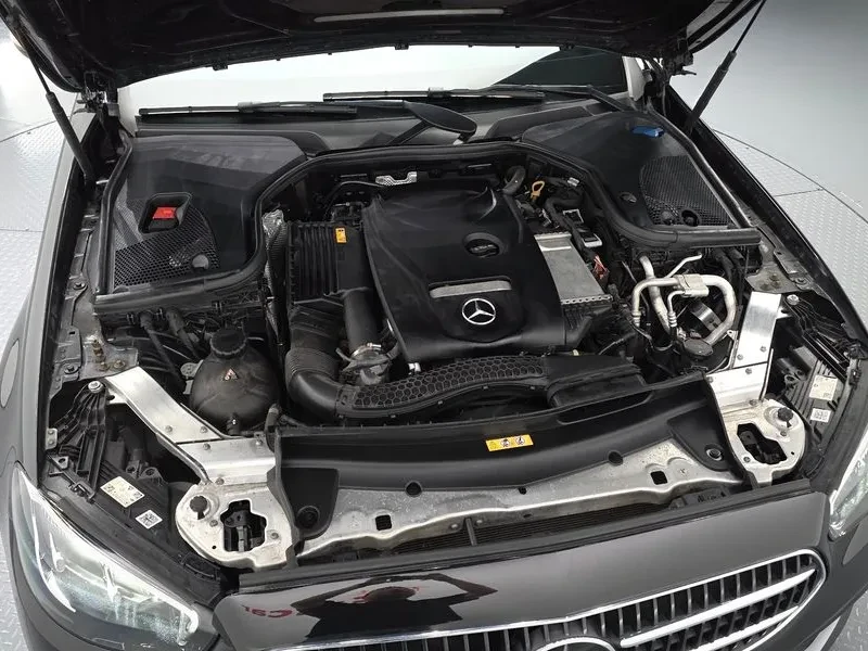 Mercedes-Benz E 250 W213 E250 Avantgarde, снимка 5 - Автомобили и джипове - 56356331