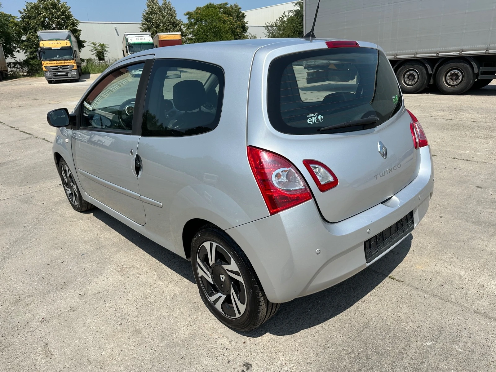 Renault Twingo 1.2 АГУ AUTOMATIC - изображение 7