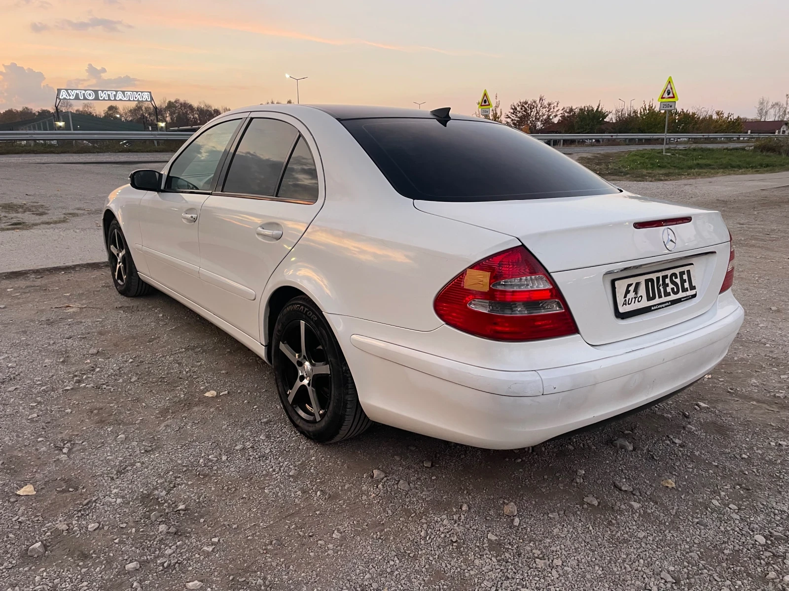 Mercedes-Benz E 200 2.2CDI-AVTOMAT-FOLIO-ITALIA - изображение 10